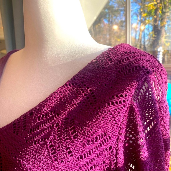 Magenta lace v neck dress 🩷 - Picture 5 of 14